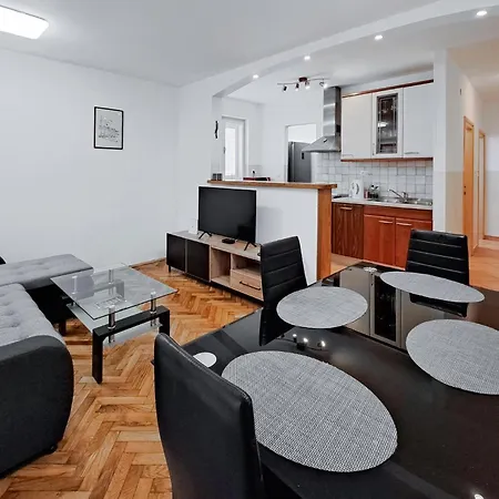 Cozy In With Wifi Апартаменты Пула