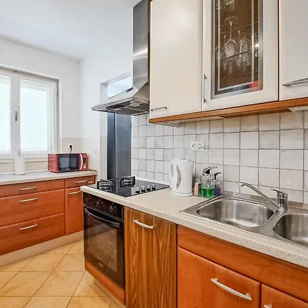 Cozy In With Wifi プーラ